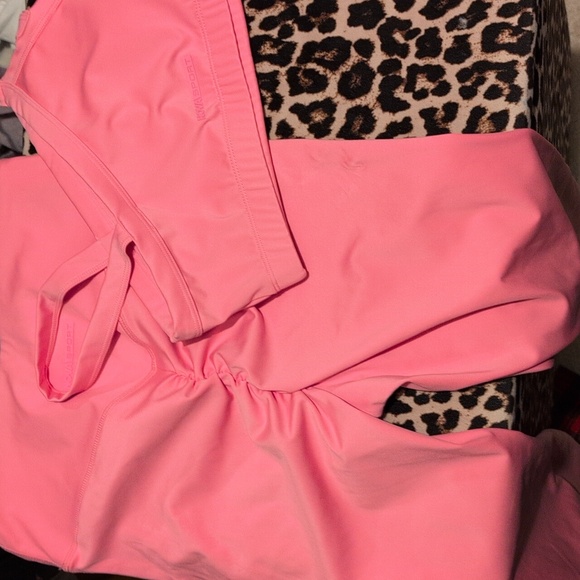 Fashion Nova Pink Set - Picture 12 of 14